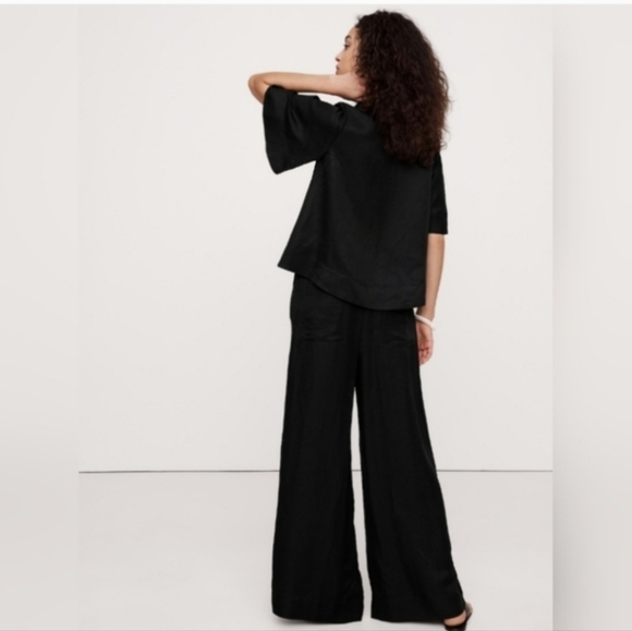 Banana Republic High-Rise Wide-Leg Viscose-Linen Pull-On Pant Black - Picture 3 of 6